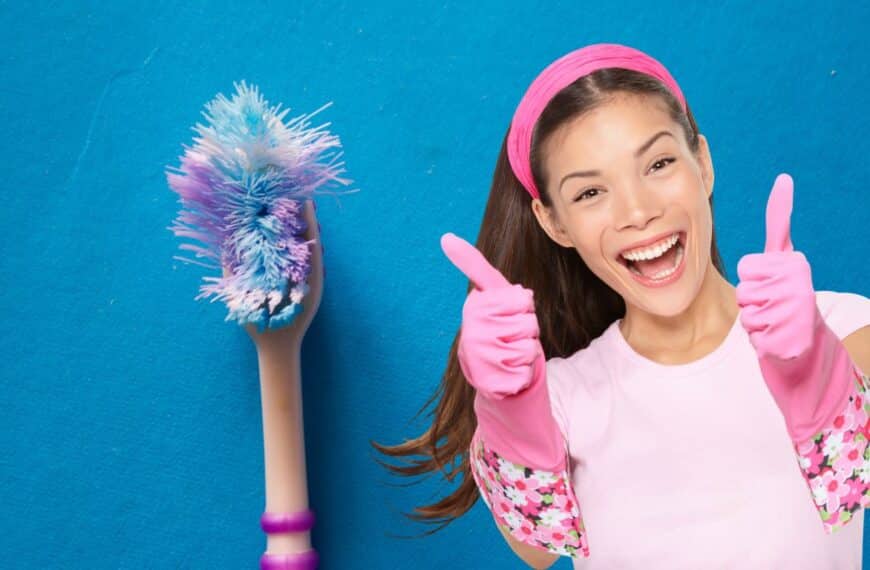 Waarom je oude tandenborstel kostbaar kan zijn: ontdek creatieve manieren om hem te recyclen!